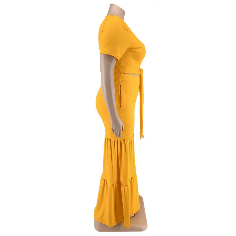 OWN THE ROOM FLARED PANTS CURVY PLUS SET