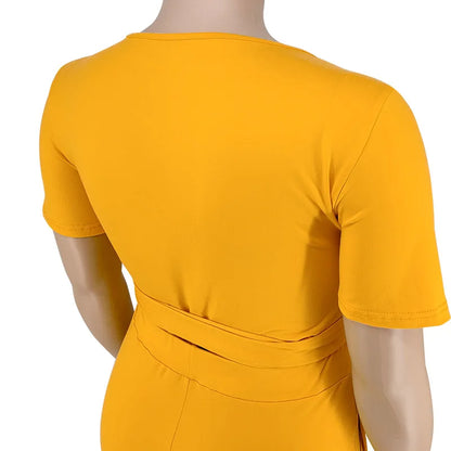 OWN THE ROOM FLARED PANTS CURVY PLUS SET
