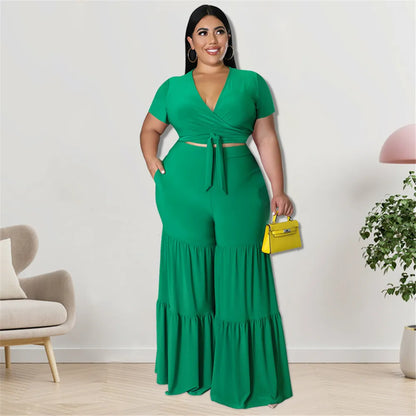 OWN THE ROOM FLARED PANTS CURVY PLUS SET