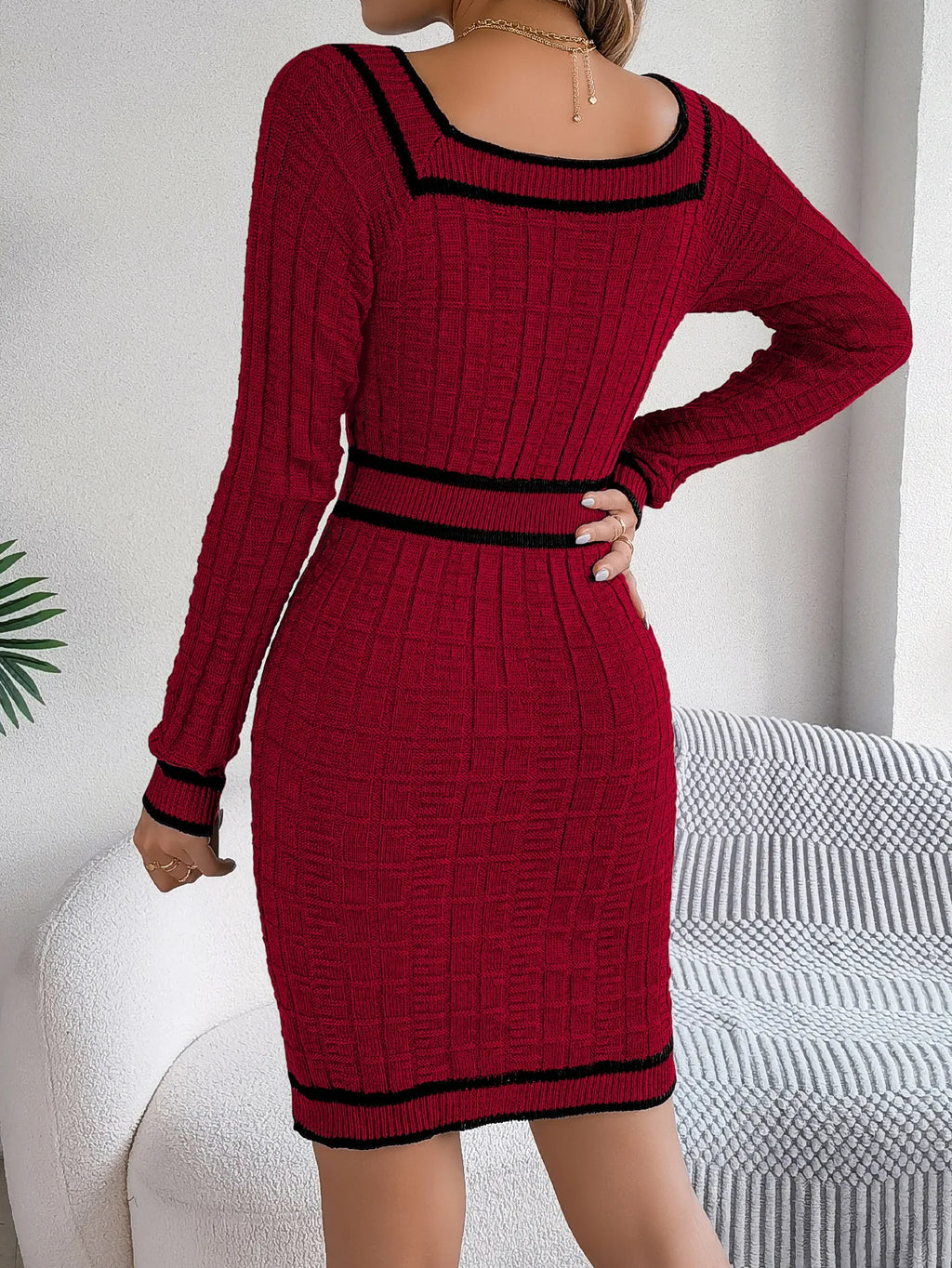 NO COMPARISON SQUARE COLLAR DRESS